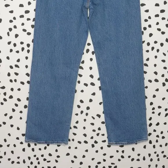 Levi’s Premium Medium Wash Distressed Ribcage Straight Ankle Jeans - Picture 8 of 15